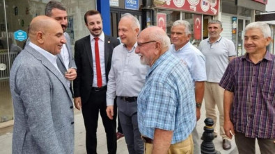 Vekil Tarhan Karamürsel'de vatandaşı ve esnafla buluştu